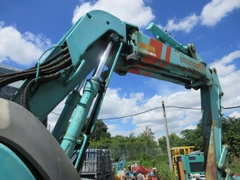 Kobelco  SK130UR-1E-01737