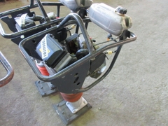 Máy đầm tay - máy đầm cóc - máy đàm mini cho thợ xây nhà các hãng