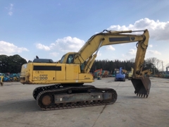 Máy xúc đào Komatsu PC200-6ZE-105475