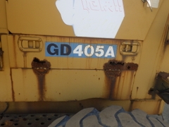 Máy san Komatsu GD405A-2-2882