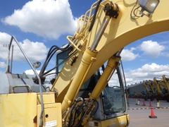 Máy xúc đào Komatsu PC138-2E1-6206