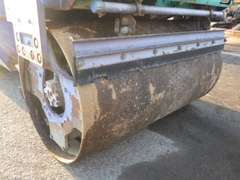 Lu rung mini Komatsu JV25DW-2-1266