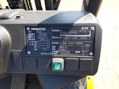 Xe nâng điện ngồi lái Komatsu FE30-1-301886