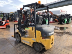 Xe điện 2.5 tấn dịch giá Komatsu FE25H-1-305369