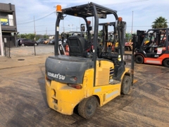 Xe điện 2.5 tấn dịch giá Komatsu FE25H-1-305369