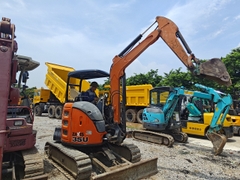Máy xúc đào hitachi Mini ZX35U-5A-50021