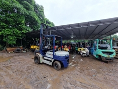 Xe nâng nồi đồng cối đá komatsu FD25-11-448383 số sàn gật gù lốp đôi