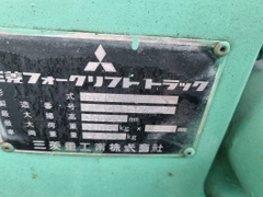 Misubishi FD35A-50577. Số sàn dịch giá sức nâng 3.5 tấn