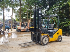 Xe nâng dầu UN FD35T-NJE1-302207092