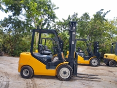 Xe nâng dầu UN FD35T-NJE1-302207092