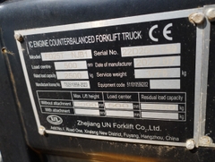 Xe nâng dầu UN FD25T
