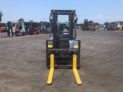 Xe nâng dầu komasu FD25C-17-339599