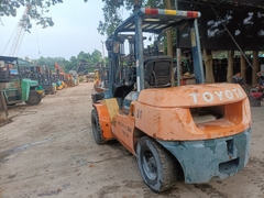 Xe  nâng Toyota 7FD35-30102