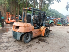 Xe  nâng Toyota 7FD35-30102