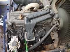 Komatsu FD25C-12-531383 Lắp kẹp vuông kẹp rác hoặc phế liệu - kẹp bông mở rộng 2.2 m