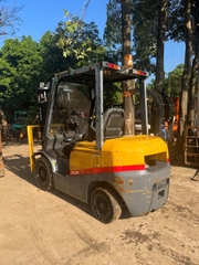 Xe nâng TCM FD25T3-02740