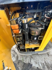 Komatsu đứng lái 2.5 tấn tháp 5.5 m FB25RN-4-5025