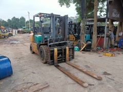 Komatsu FD40W-111540