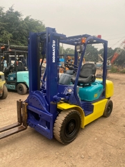 Xe nâng dầu komatsu FD25T-12-540446