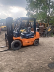 Toyota 7FD25-13985