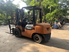 Xe nâng Toyota 02-7FD30-20884
