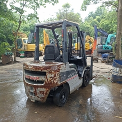 Nissan Y1F2A25-004057