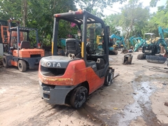 Toyota 02-8FD25-31105