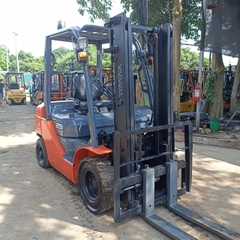 Xe nâng dầu toyota 8FD25-33403