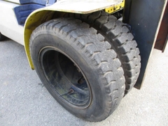 Komatsu FD25W-14- 562651