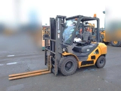 Komatsu FD30T-17/339464