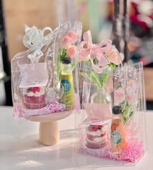 Set trà sữa kèm hoa tulip và thiệp