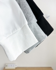 Áo Khoác Số 202-A Sweater Hình Mickey
