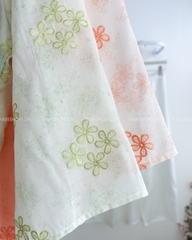Áo Dài Số 18-C Tơ Thêu Hoa Cổ Nơ