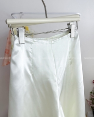 Áo Dài Số 18-C Tơ Thêu Hoa Cổ Nơ
