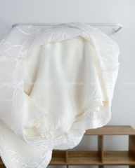 Chân Váy Số 305-C Ngắn Thêu Hoa