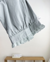 Áo Kiểu Số 173-B 6028 Cổ Sen Nơ Ren