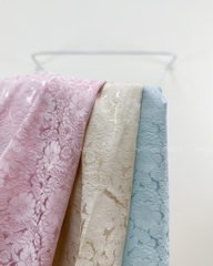 Áo Dài Số 24-C Gấm Hoa Khuy Tết