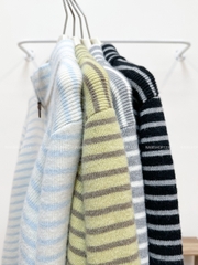 Áo Khoác Số 330-D Cổ Trụ Sọc Ngang