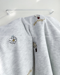 Áo Thun Số 302-D 642 TN Thêu Kitty