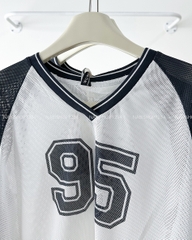 Áo Thun Số 327-B 7178 TD Cổ V Lưới 95