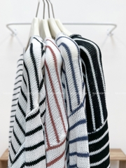 Áo Len Số 123-D TD Kẻ Ngang Thêu Chữ