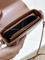 Túi Số 184-E 3119 Đeo Chéo Trơn Nắp Gập