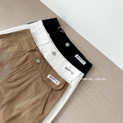 (SC99K) A 3314 Quần Short Kaki Sticker