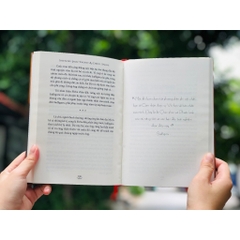 Trò chuyện Với Nhà Thần Bí - Sadhguru Sách huyền học chữa lành Bìa cứng - ACB 239k