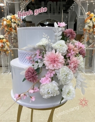 Bánh kem 2 tầng hoa hồng trắng