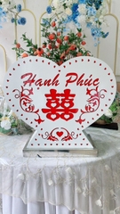Thùng phong bì trái tim trắng Alu đơn có đế