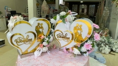 Thùng phong bì trái tim Alu gương vàng hoa cam trắng