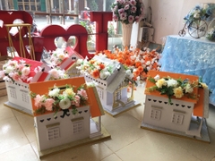 Thùng phong bì ngôi nhà 2 mái thường màu đỏ