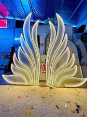 Bộ cánh chim có led trang trí sân khấu, tiệc cưới, nhà hàng