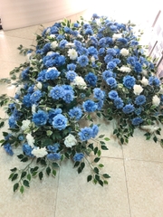 Bảng hoa lụa xanh trắng 1.5 m